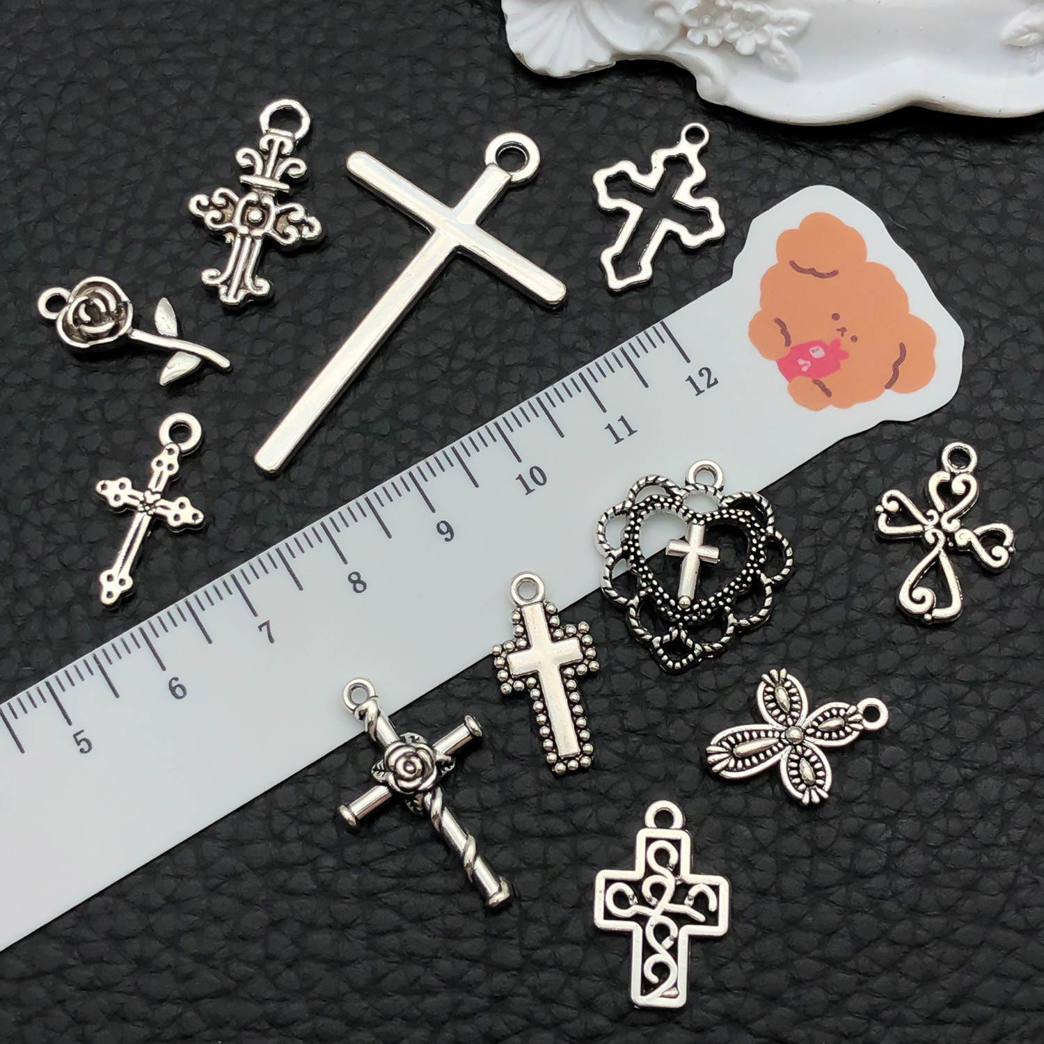 52pcs Assorted Cross Pendants  – Jewelry Making Online Bewertung und Preis